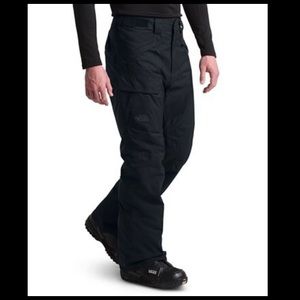 The North Face HyVent Snowboard / Ski Pant - Large